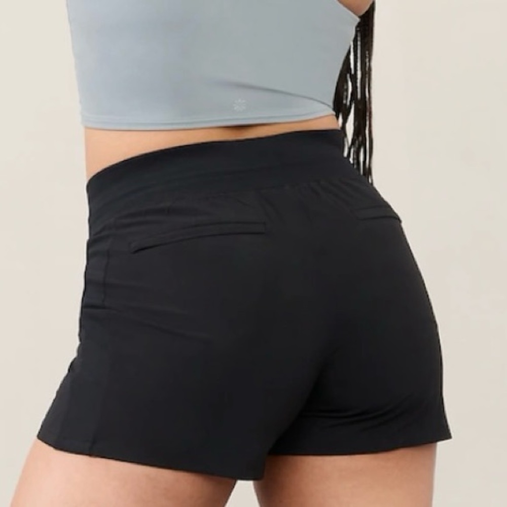 NWT Athleta Brooklyn Short, sz 12 - Picture 10 of 10